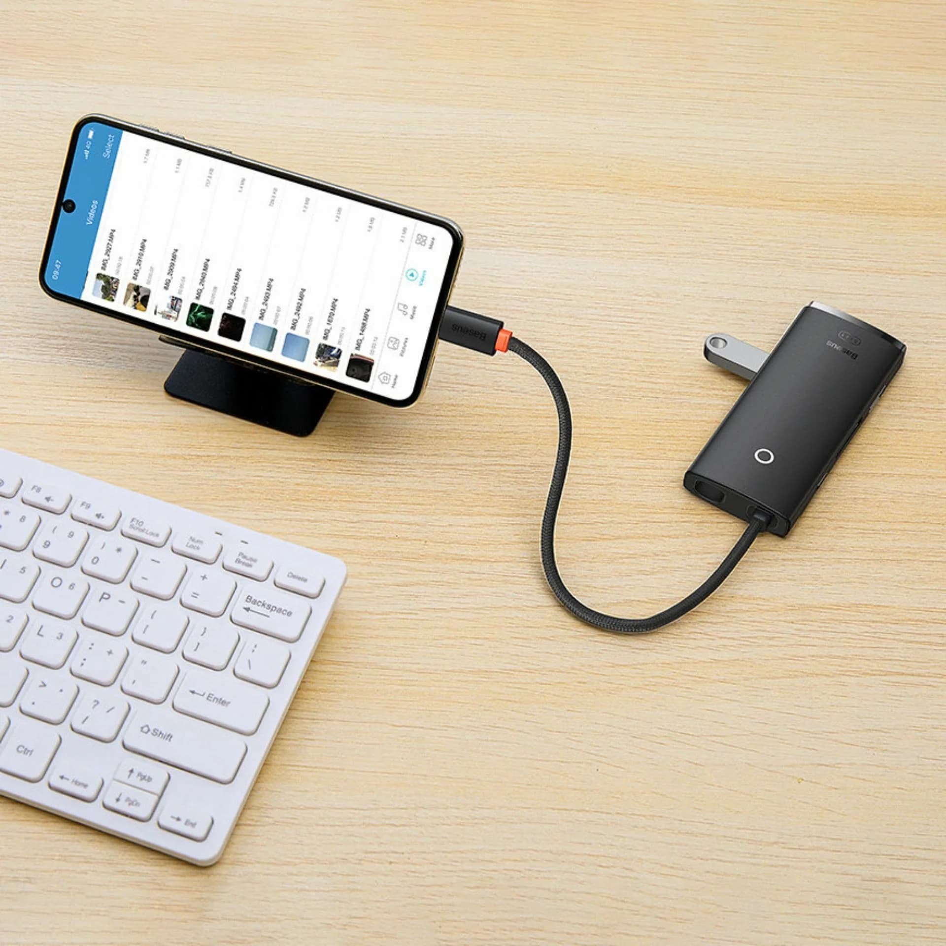 Baseus priklopna postaja USB 3.1 TipC 5v1 4K črn WKQX040001 - slika 8