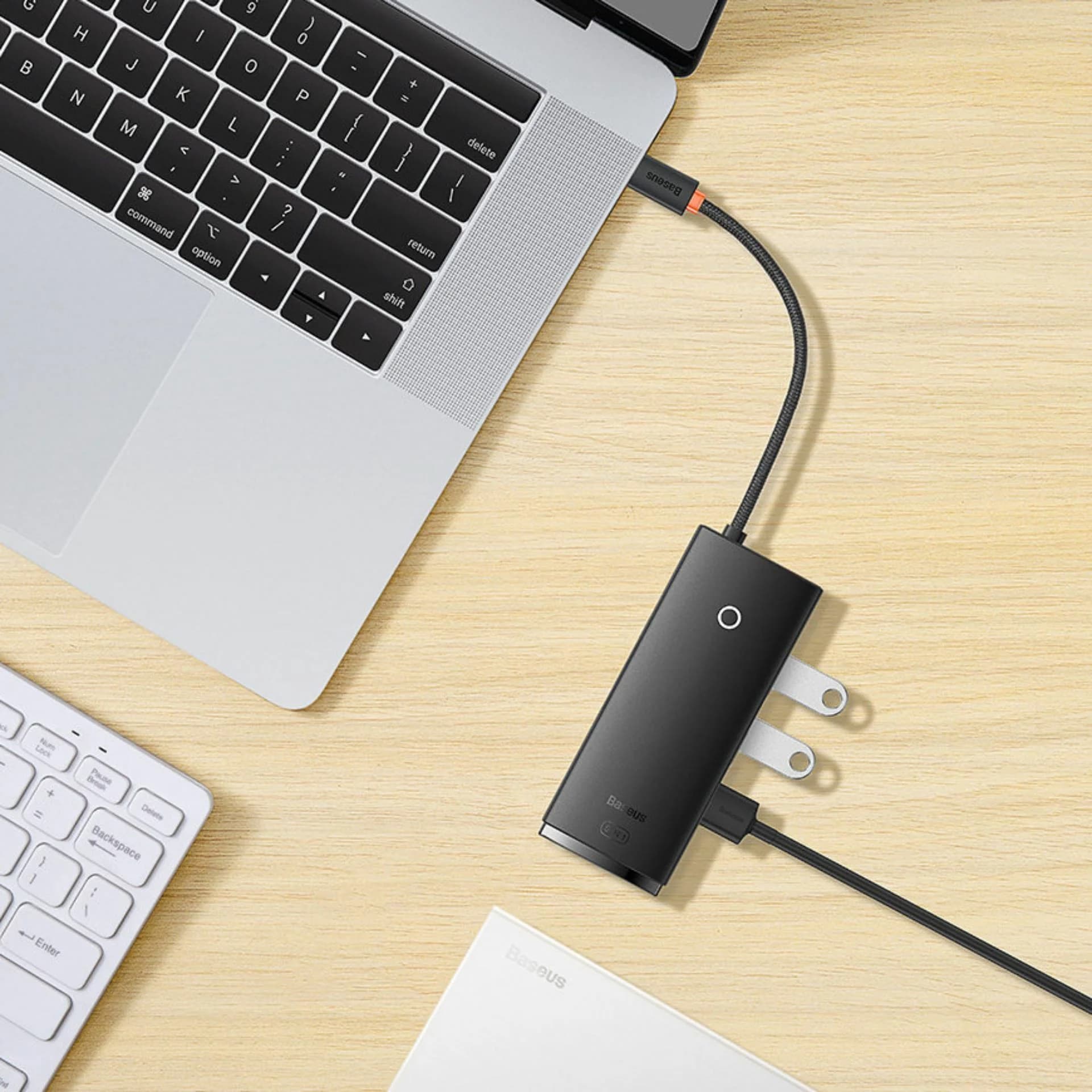 Baseus priklopna postaja USB 3.1 TipC 5v1 4K črn WKQX040001 - slika 5